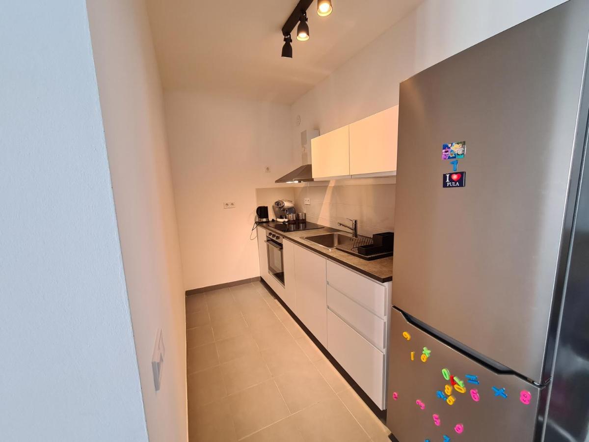 Helena Apartman Premantura Kültér fotó